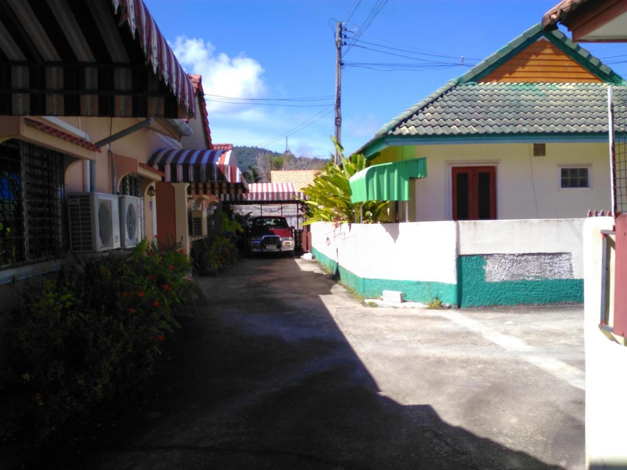 Studio With Aircon N Kitchen Strand Bang Tao Exterior foto