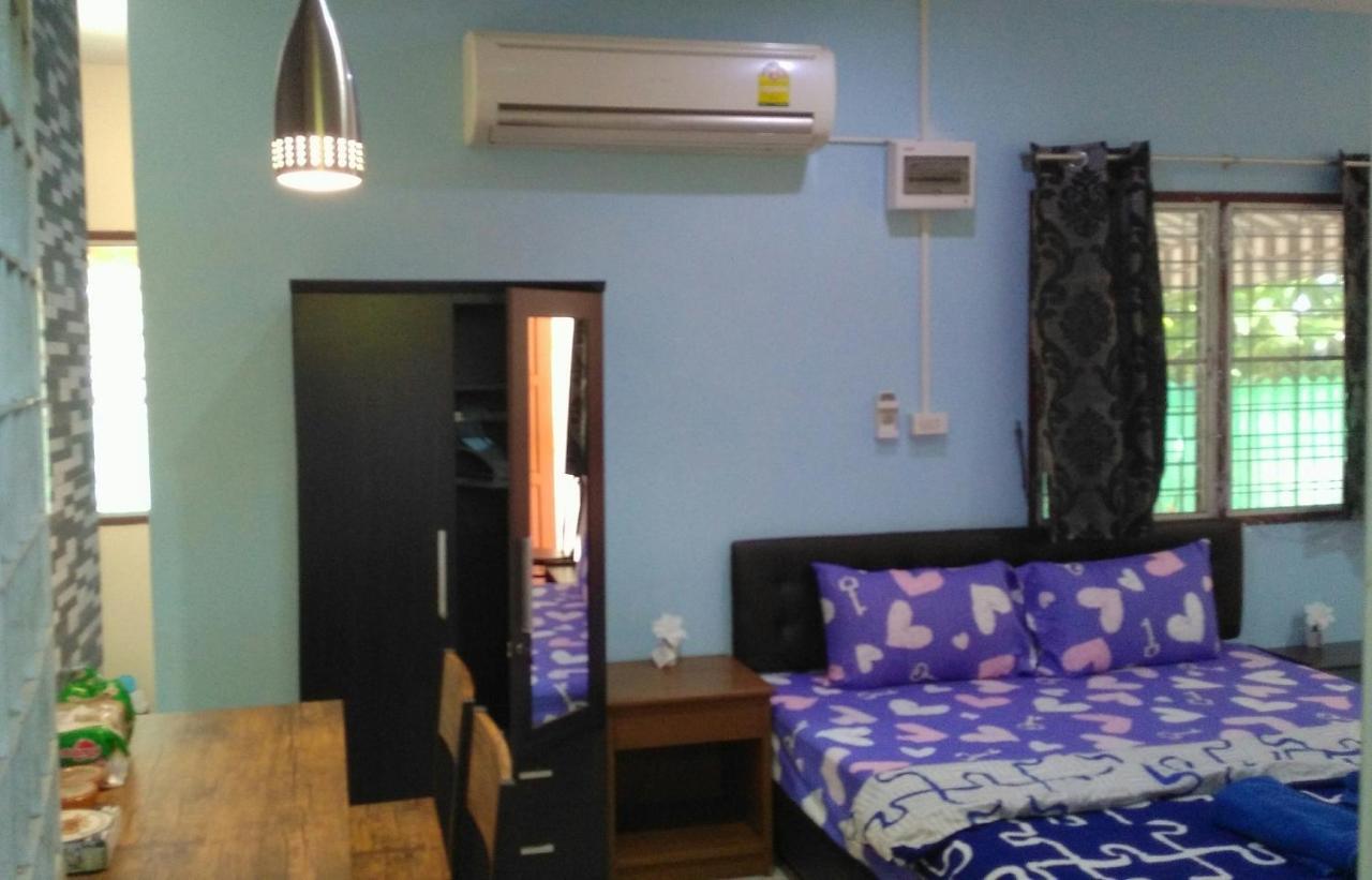 Studio With Aircon N Kitchen Strand Bang Tao Exterior foto